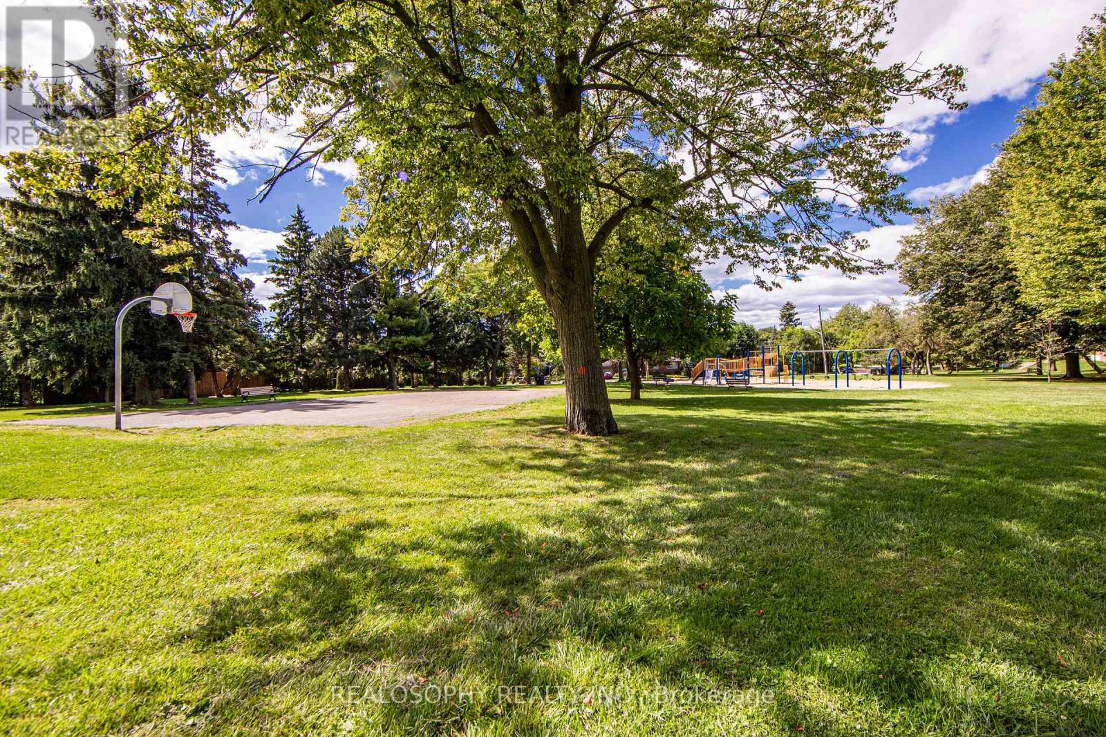 Photo 44 of 85 91 Muir Drive, Toronto ON