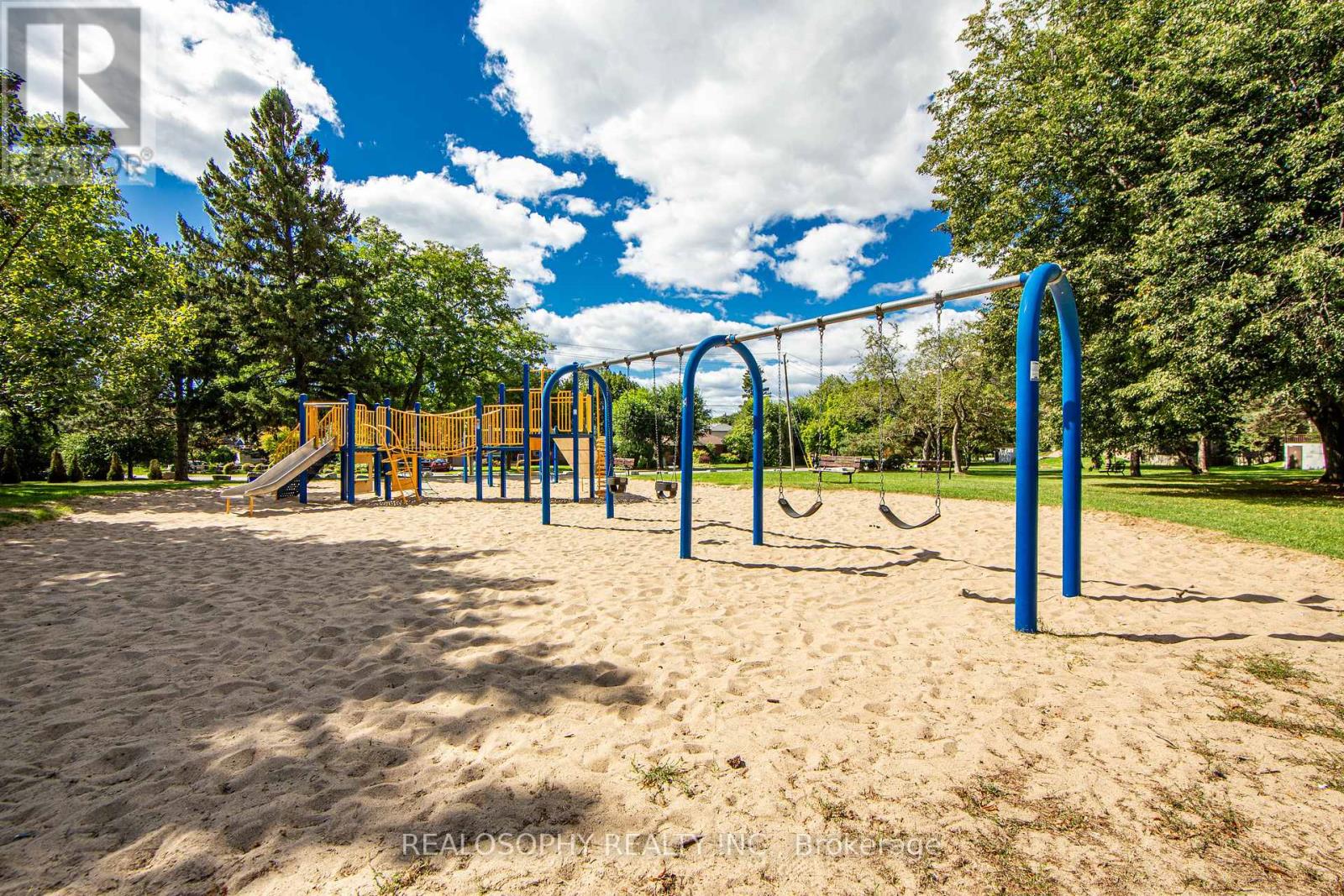 Photo 45 of 85 91 Muir Drive, Toronto ON