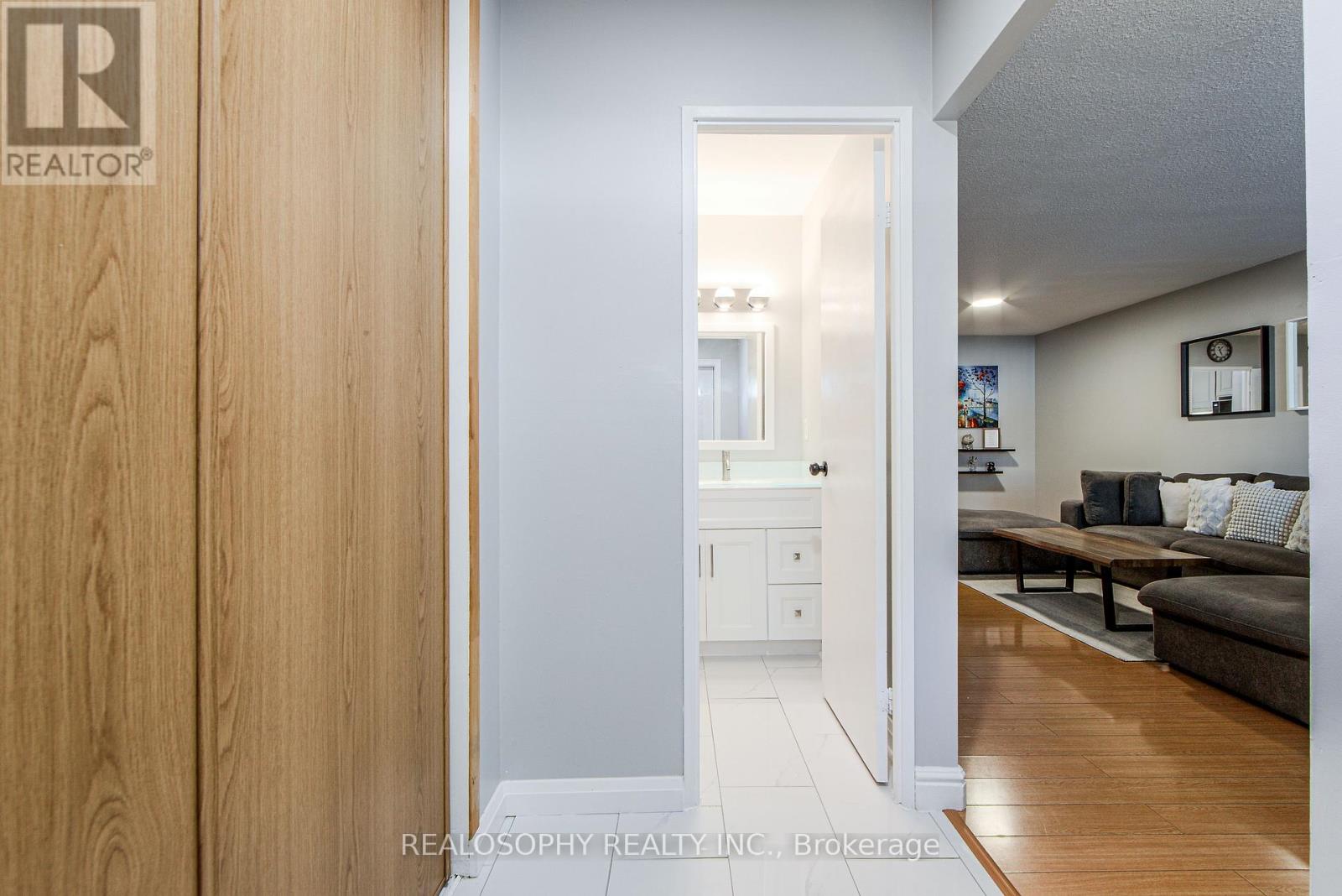 Photo 5 of 85 91 Muir Drive, Toronto ON