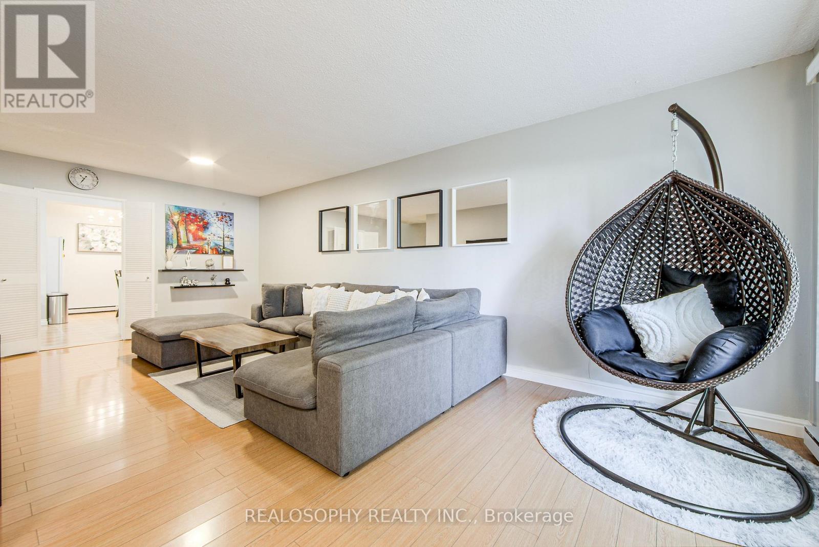 Photo 8 of 85 91 Muir Drive, Toronto ON