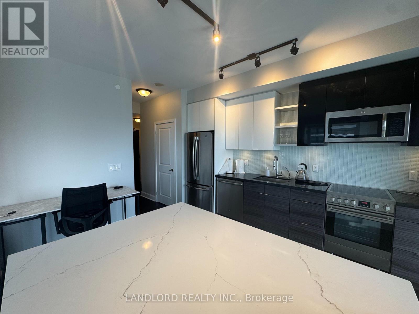 Photo 8 of 2304 33 Shore Breeze Drive, Toronto ON