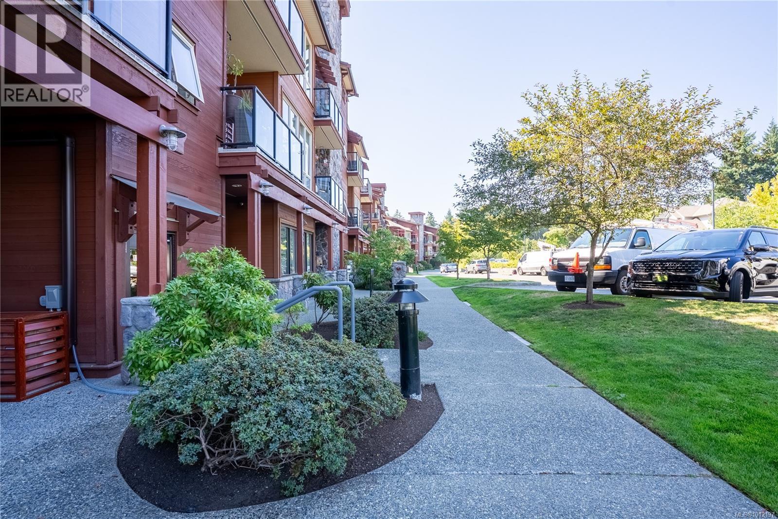 103 631 Brookside Rd, Colwood