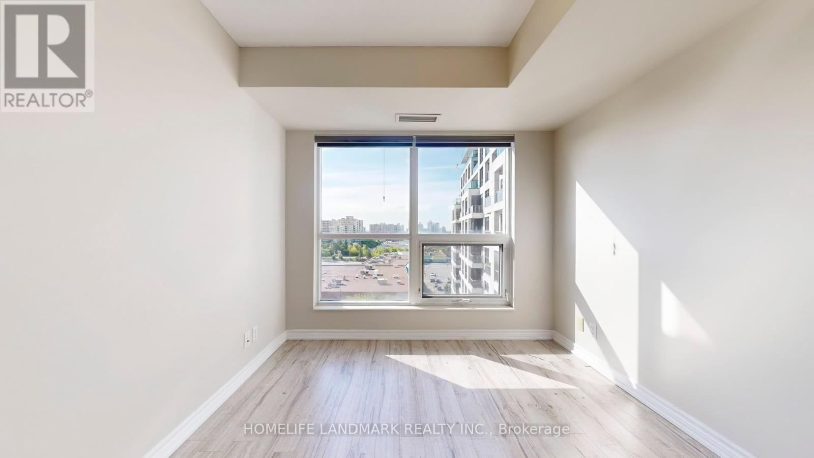 Photo 20 of 912 18 Harding Boulevard E, Richmond Hill ON
