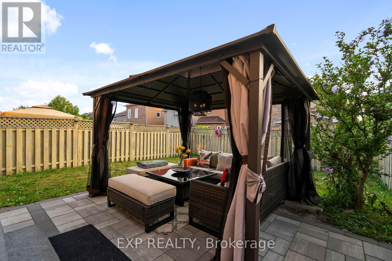 Photo 41 of 66 Whitefaulds Road, Vaughan ON