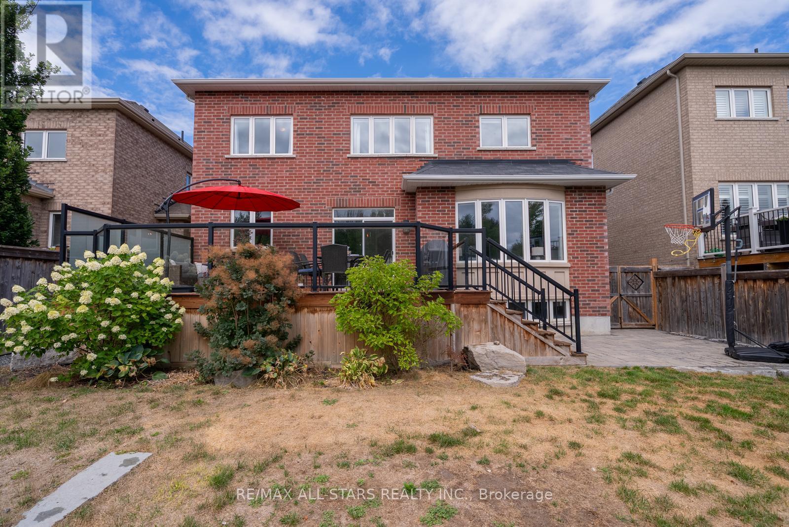 Photo 40 of 61 Manor Forest Road, East Gwillimbury ON