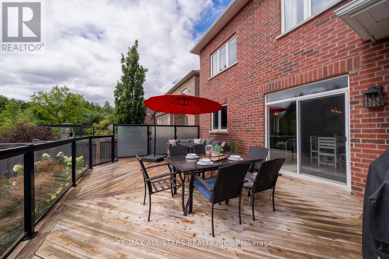 Photo 43 of 61 Manor Forest Road, East Gwillimbury ON