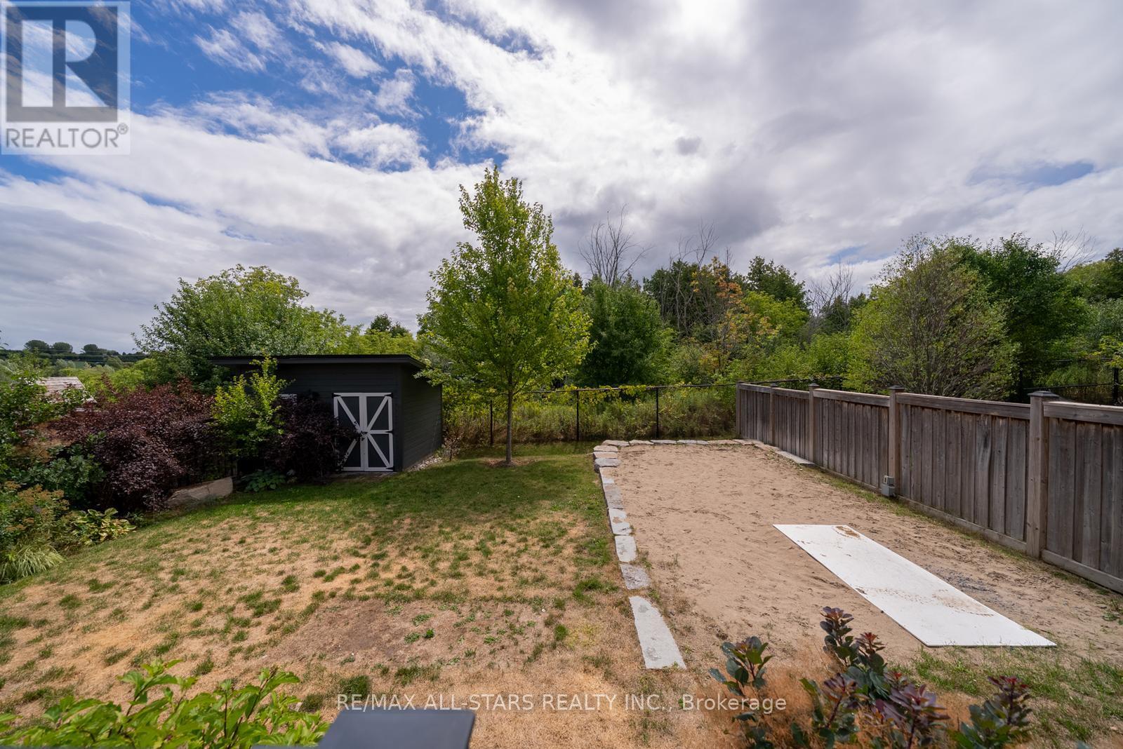 Photo 46 of 61 Manor Forest Road, East Gwillimbury ON
