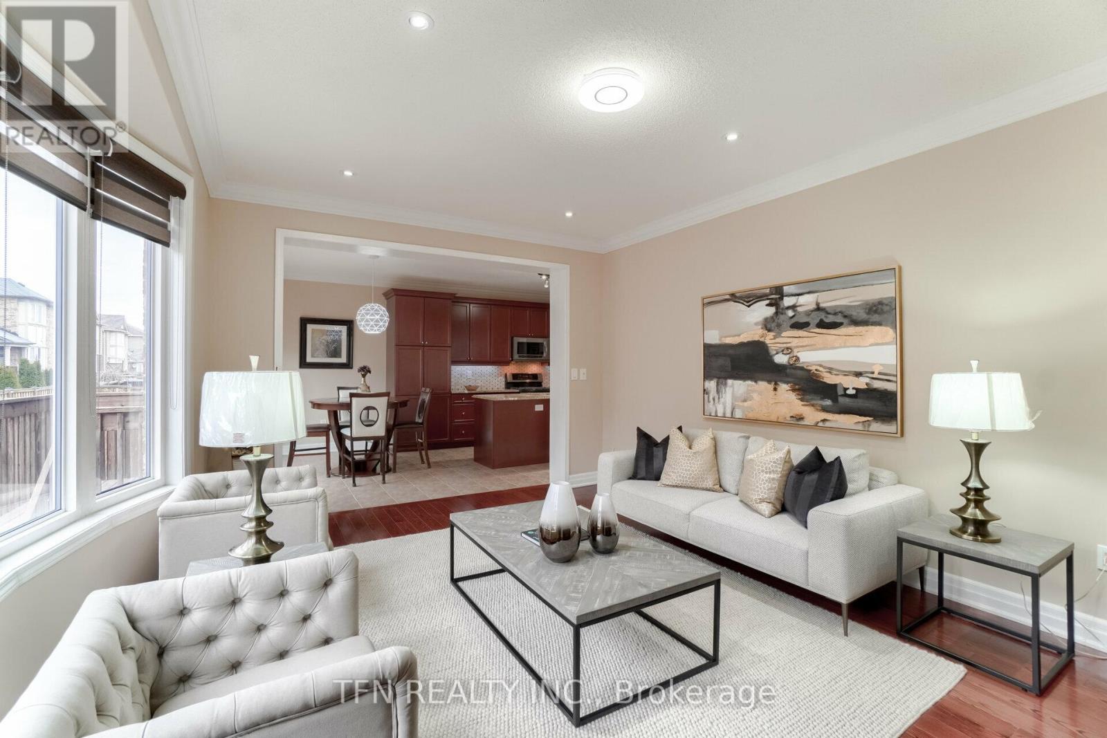 Photo 14 of 327 Pringle Avenue, Milton ON