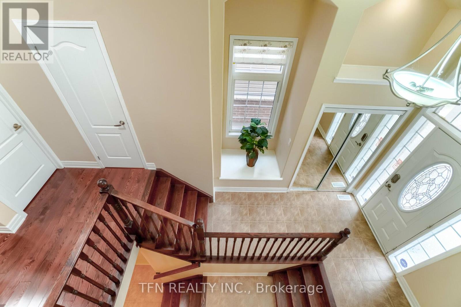 Photo 21 of 327 Pringle Avenue, Milton ON
