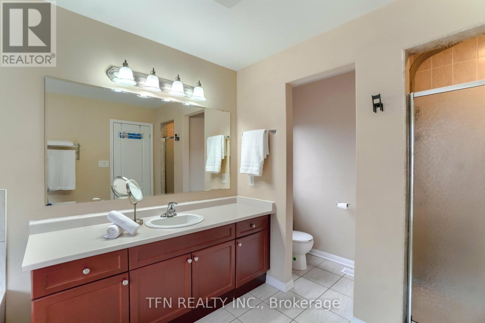Photo 28 of 327 Pringle Avenue, Milton ON