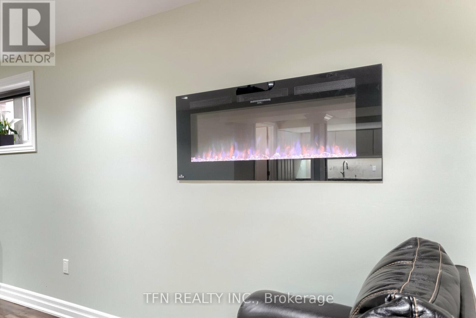 Photo 41 of 327 Pringle Avenue, Milton ON