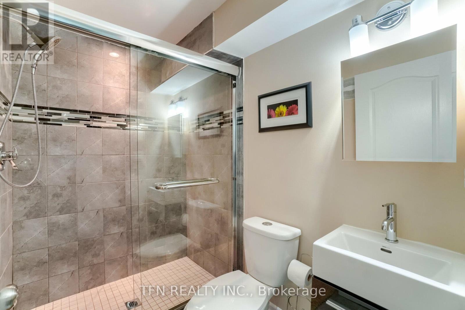Photo 42 of 327 Pringle Avenue, Milton ON