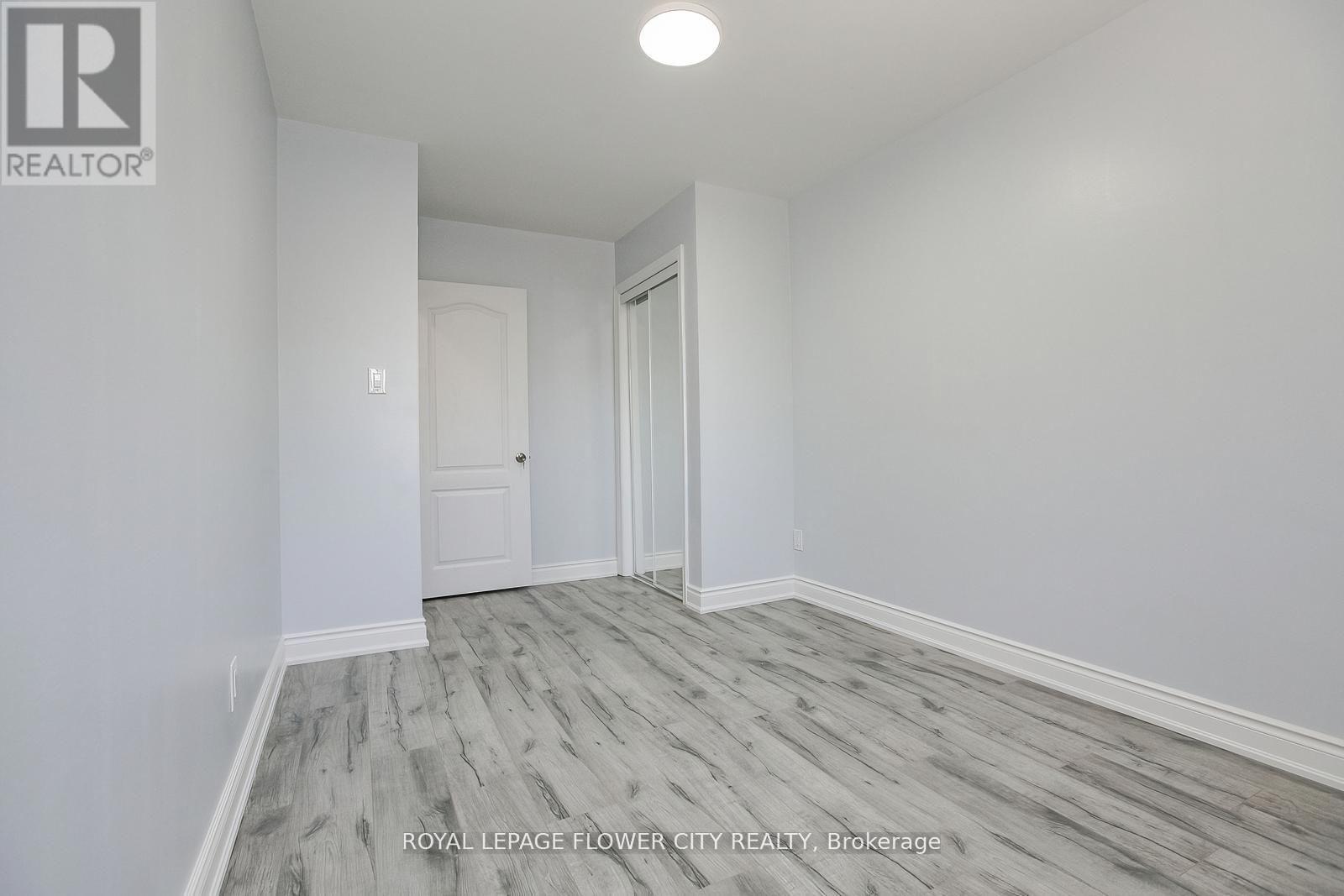 Photo 28 of 76 Northwood Drive, Brampton ON