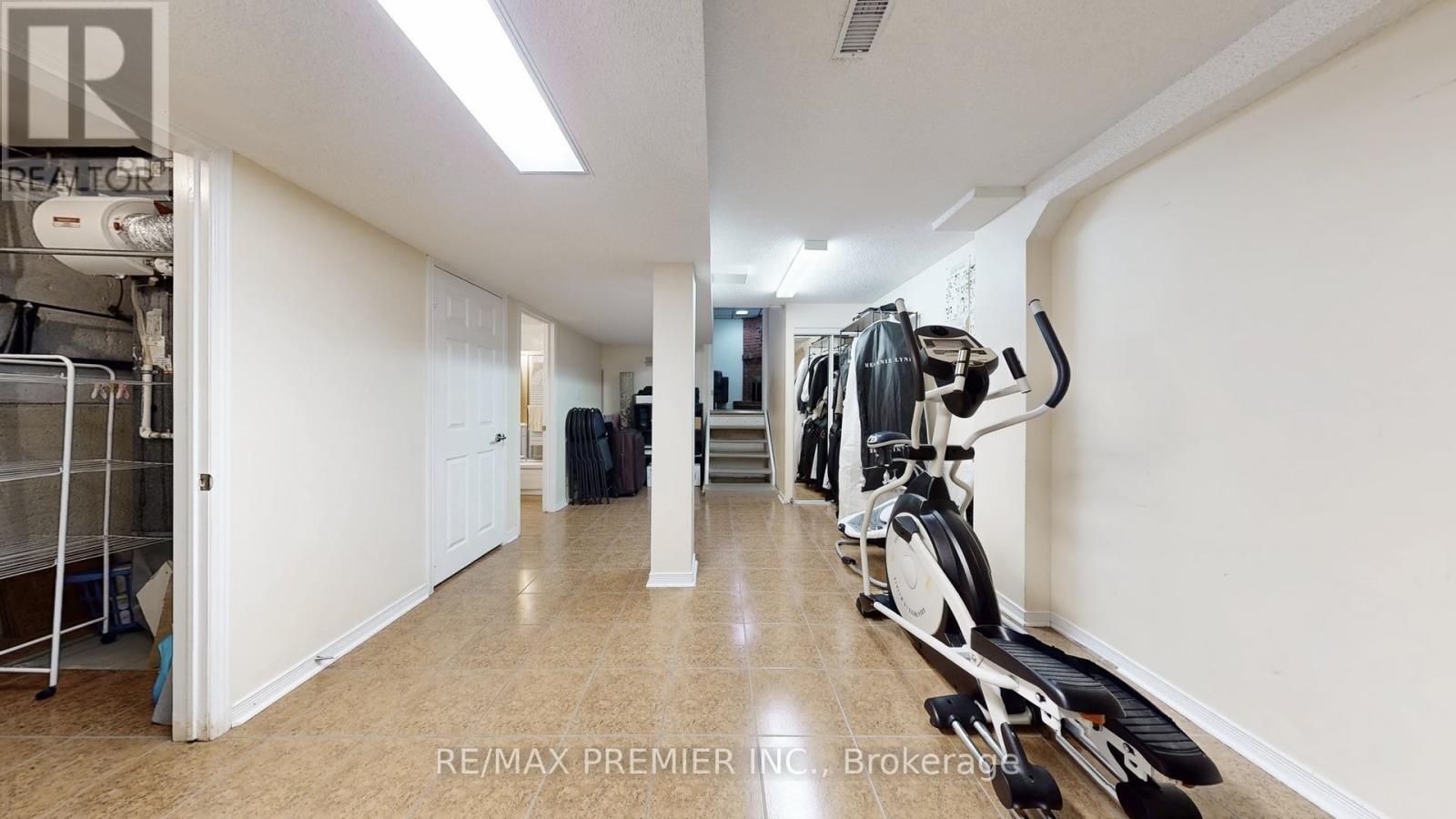 Photo 32 of 16 Magdalena Court, Toronto ON