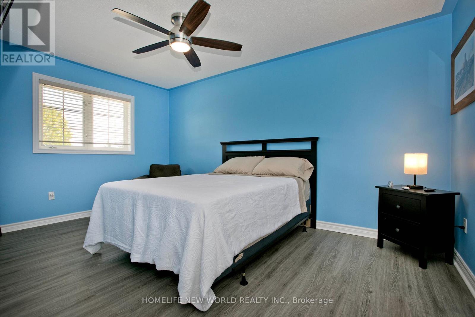 Photo 16 of 54 Brussels Avenue, Brampton ON
