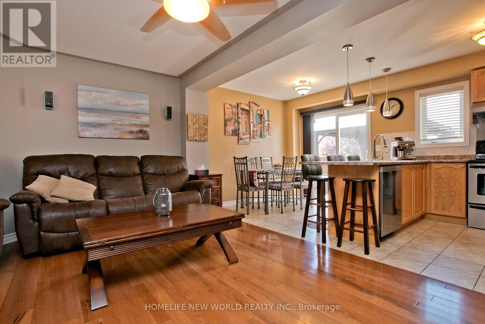 Photo 9 of 54 Brussels Avenue, Brampton ON