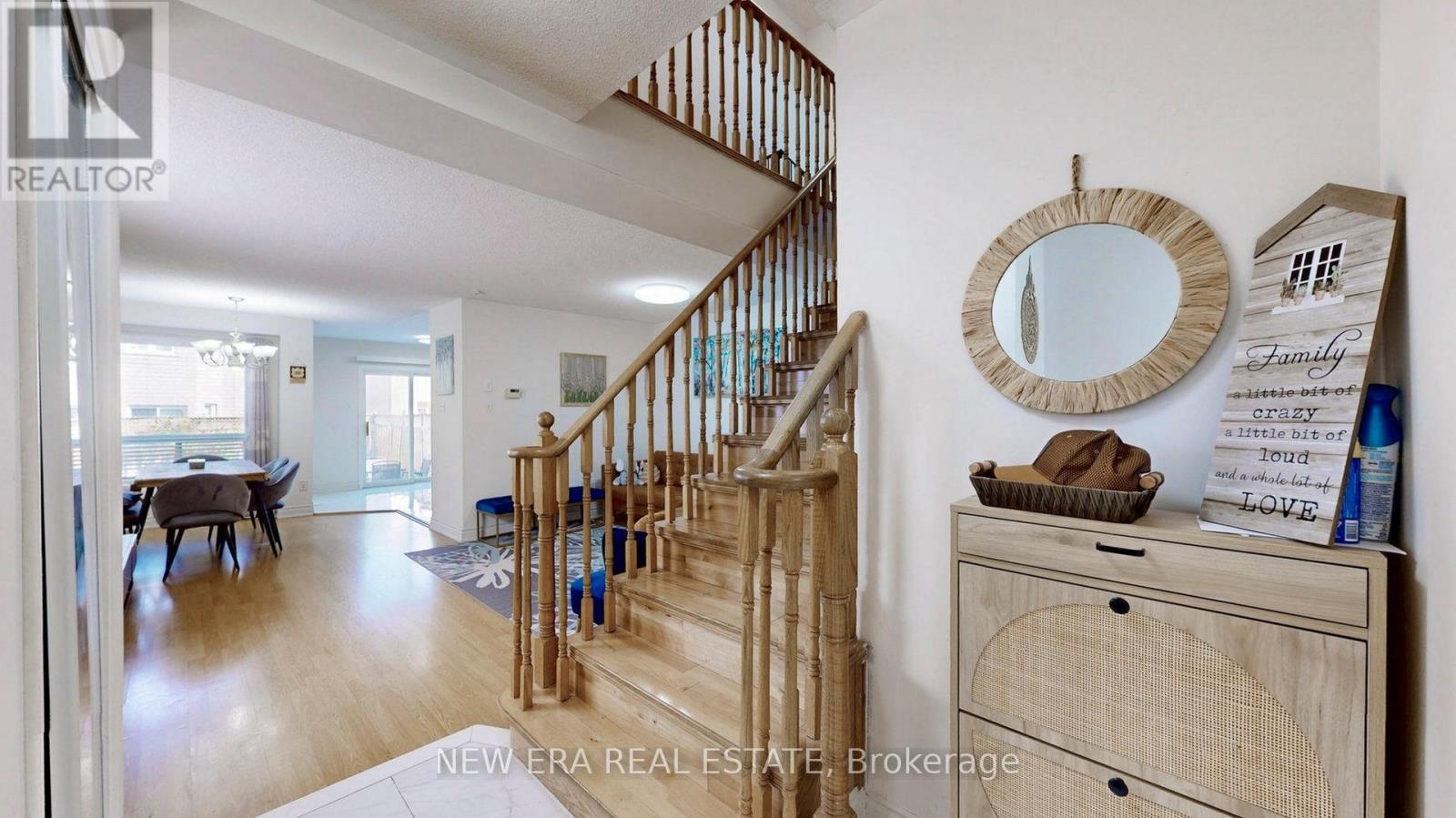 Photo 22 of 624 Rossellini Drive, Mississauga ON