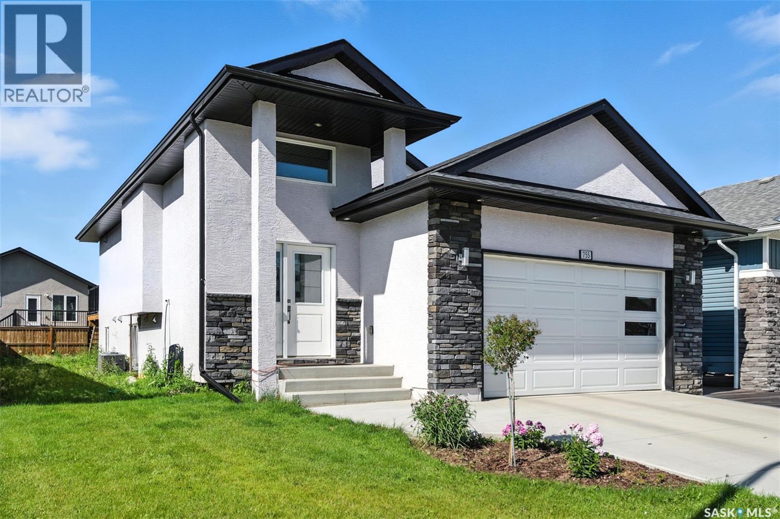 Photo 1 of 755 Labine Court, Saskatoon SK