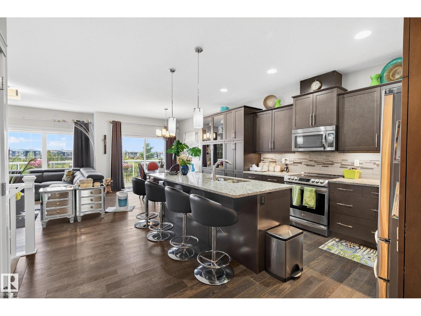 Photo 12 of 13 8132 217 St Nw, Edmonton AB