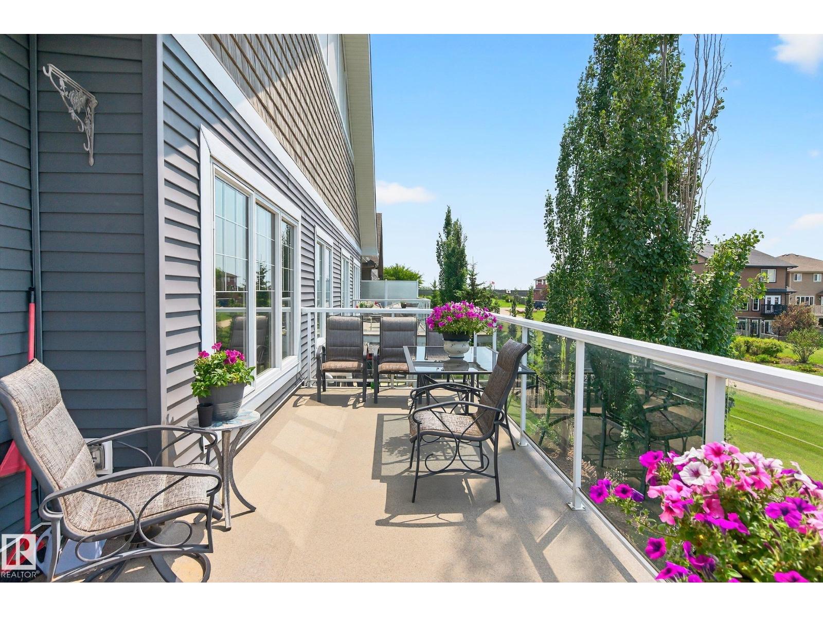 Photo 2 of 13 8132 217 St Nw, Edmonton AB