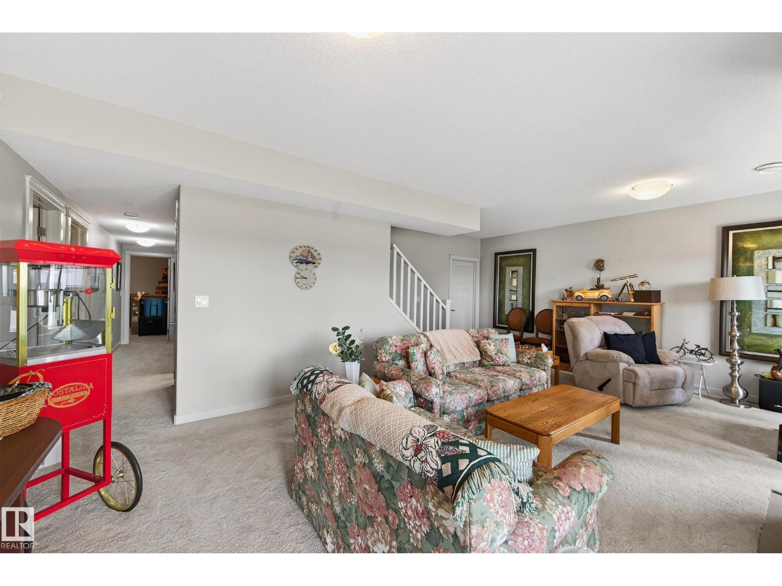 Photo 31 of 13 8132 217 St Nw, Edmonton AB