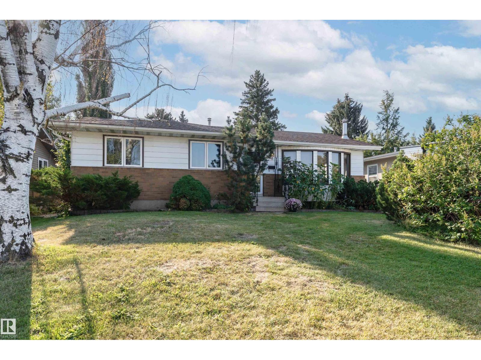 Photo 2 of 46 Graham Rd, Sherwood Park AB