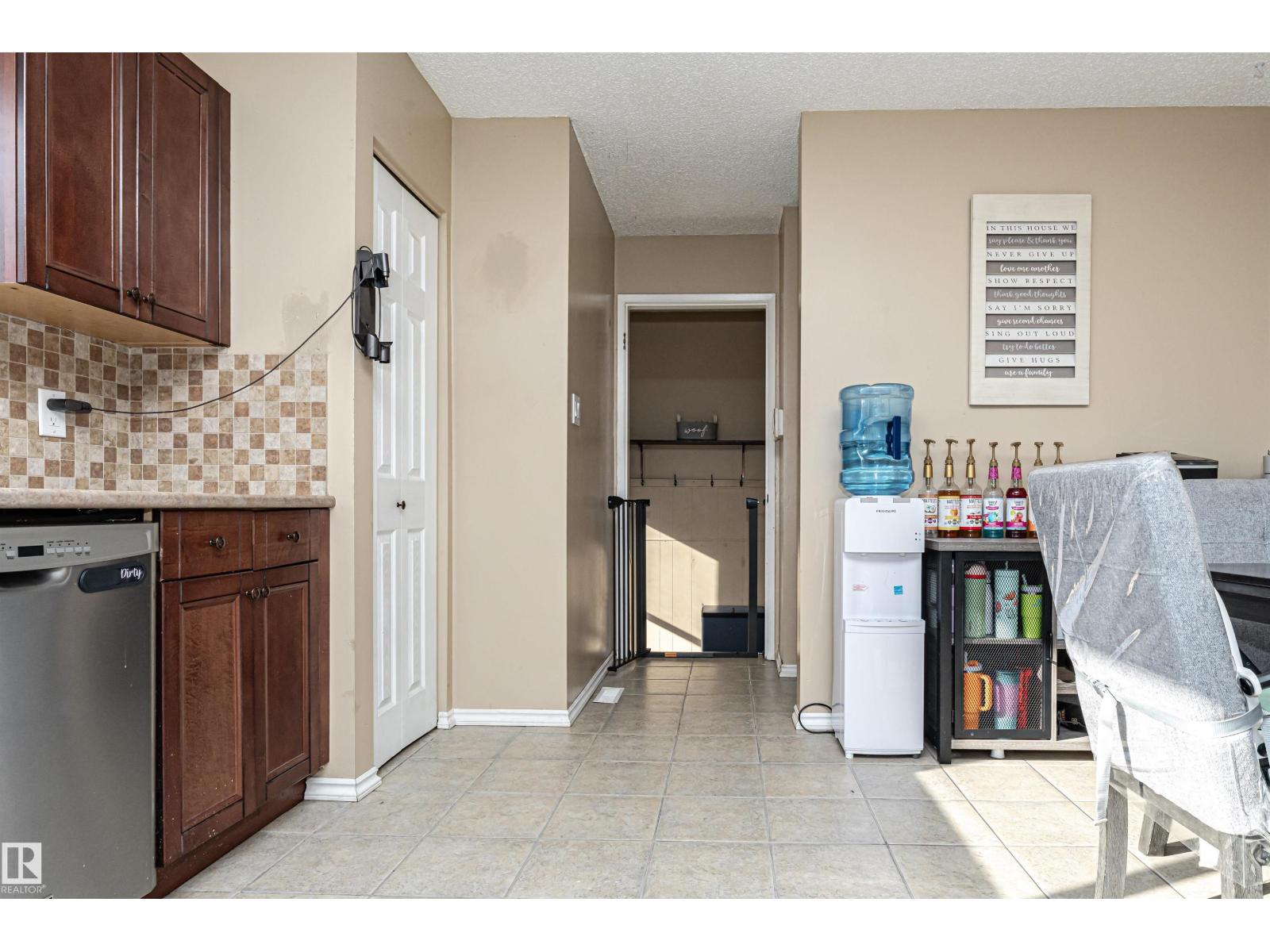 Photo 31 of 46 Graham Rd, Sherwood Park AB
