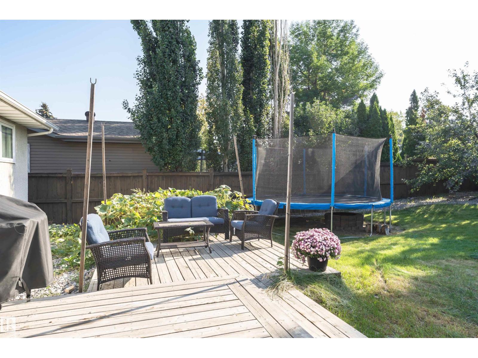 Photo 54 of 46 Graham Rd, Sherwood Park AB