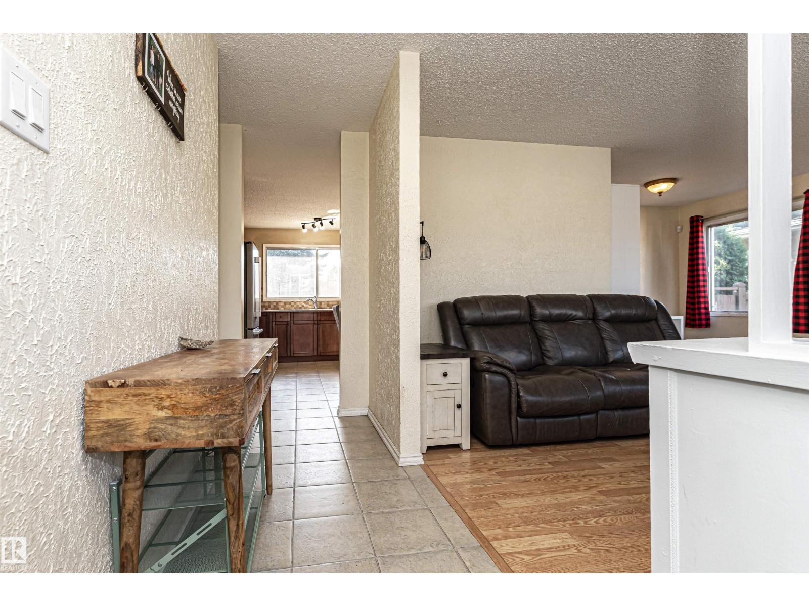 Photo 7 of 46 Graham Rd, Sherwood Park AB