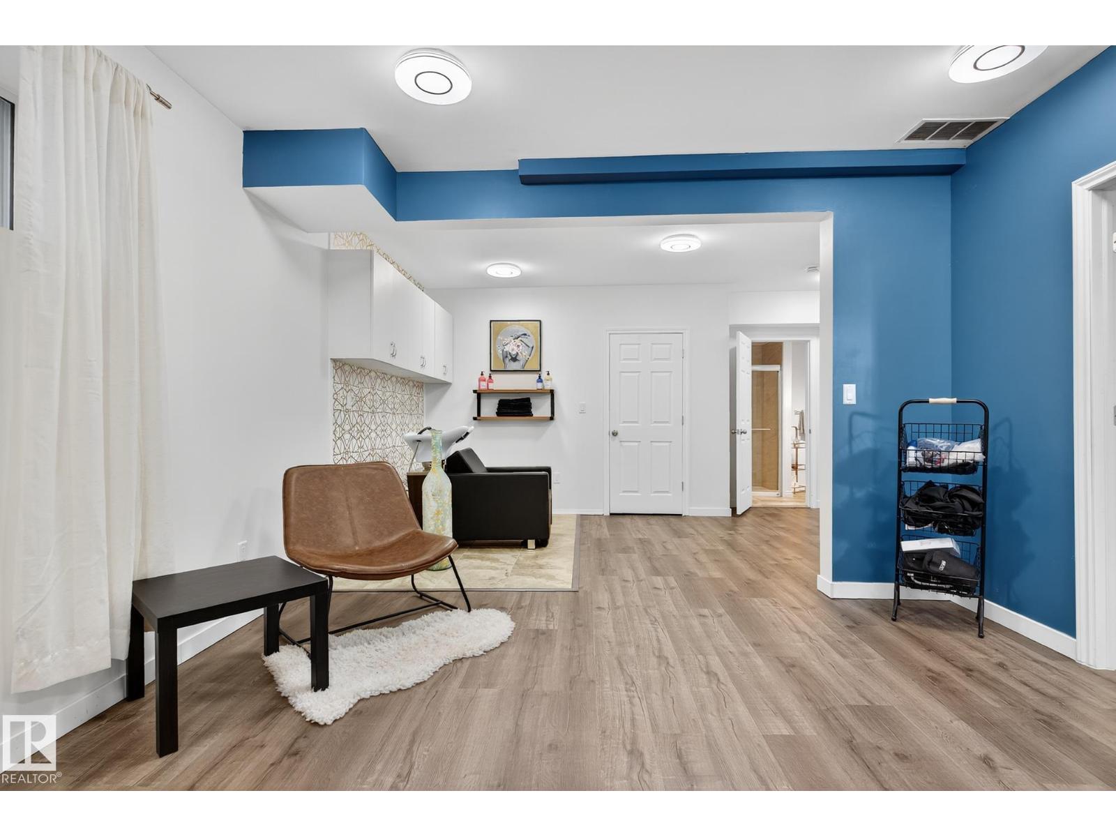 Photo 38 of 16737 58 B St Nw, Edmonton AB