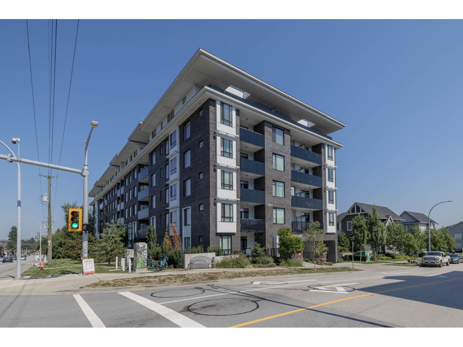Photo 1 of 212 13623 81 A Avenue, Surrey BC