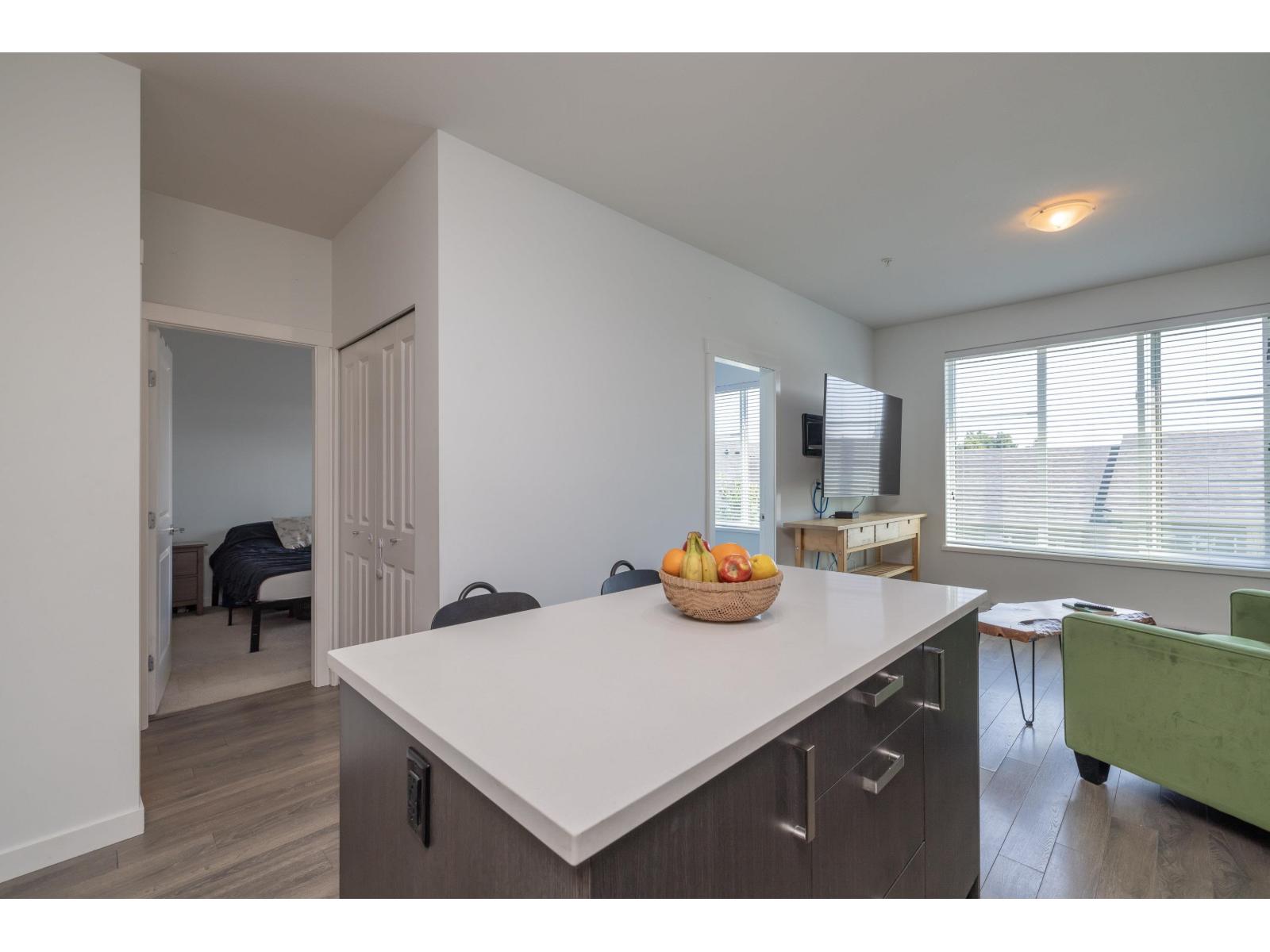Photo 5 of 212 13623 81 A Avenue, Surrey BC