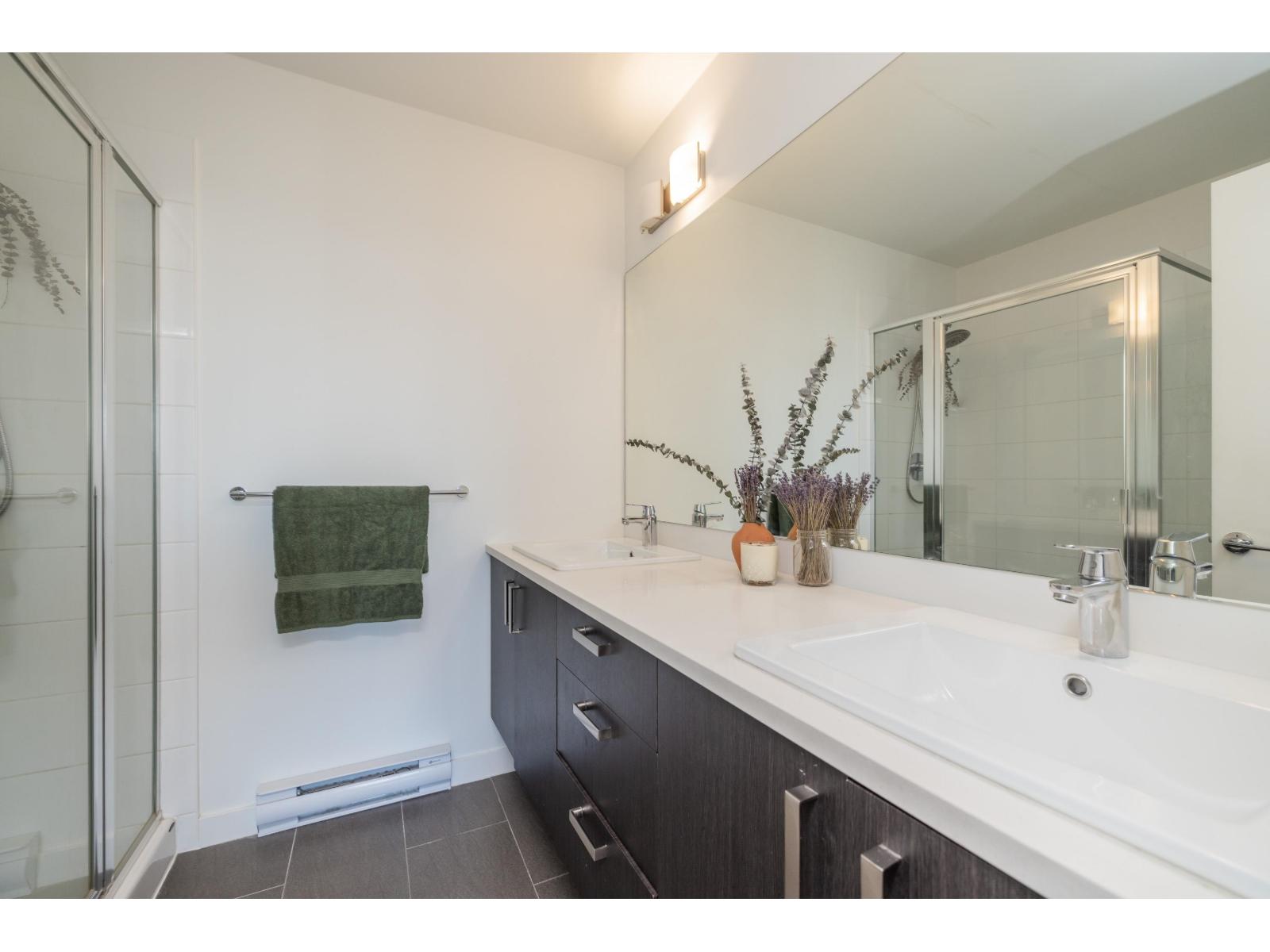 Photo 16 of 212 13623 81 A Avenue, Surrey BC
