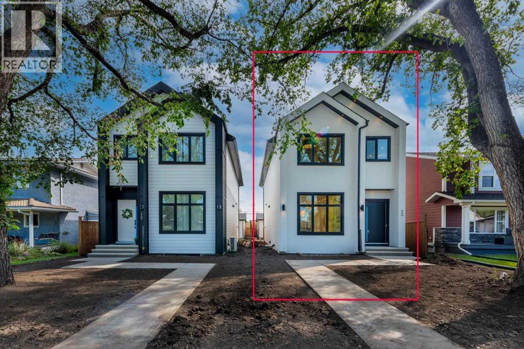 Photo 1 of 13 Hartford Place Nw, Calgary AB
