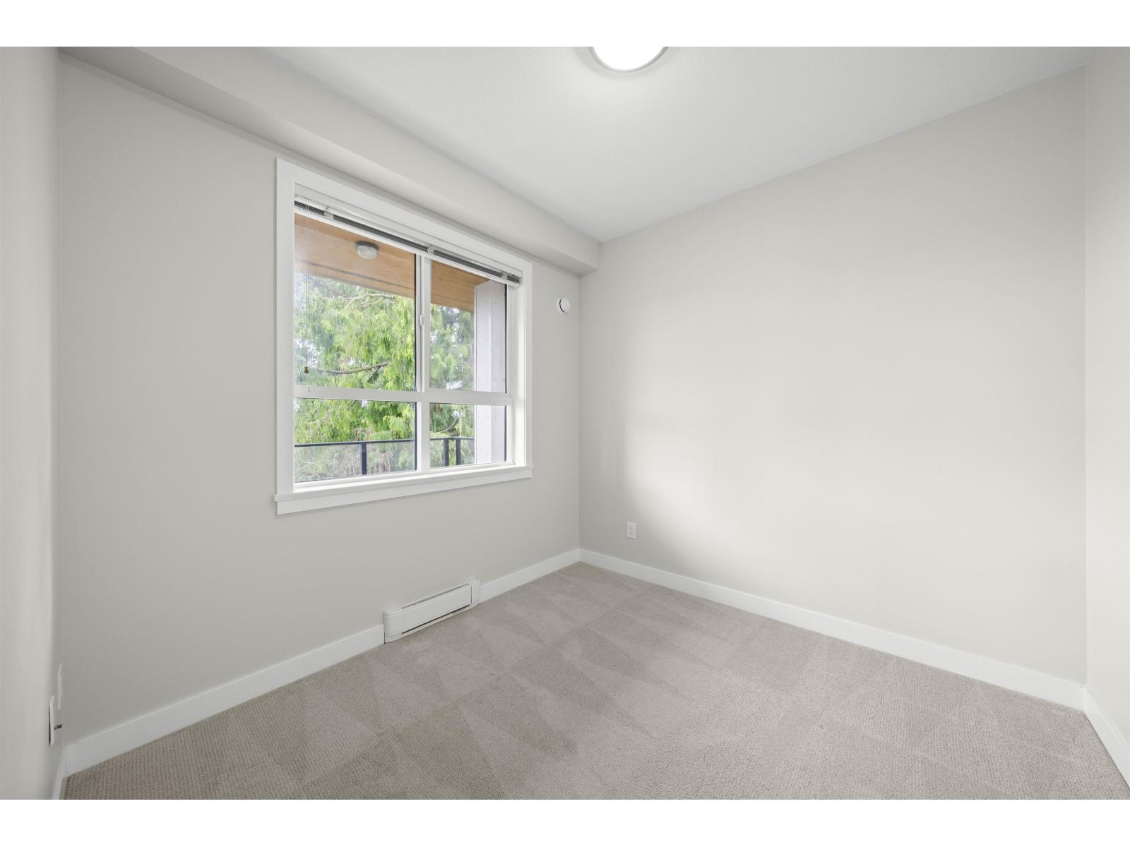 Photo 11 of 510 15388 105 Avenue, Surrey BC