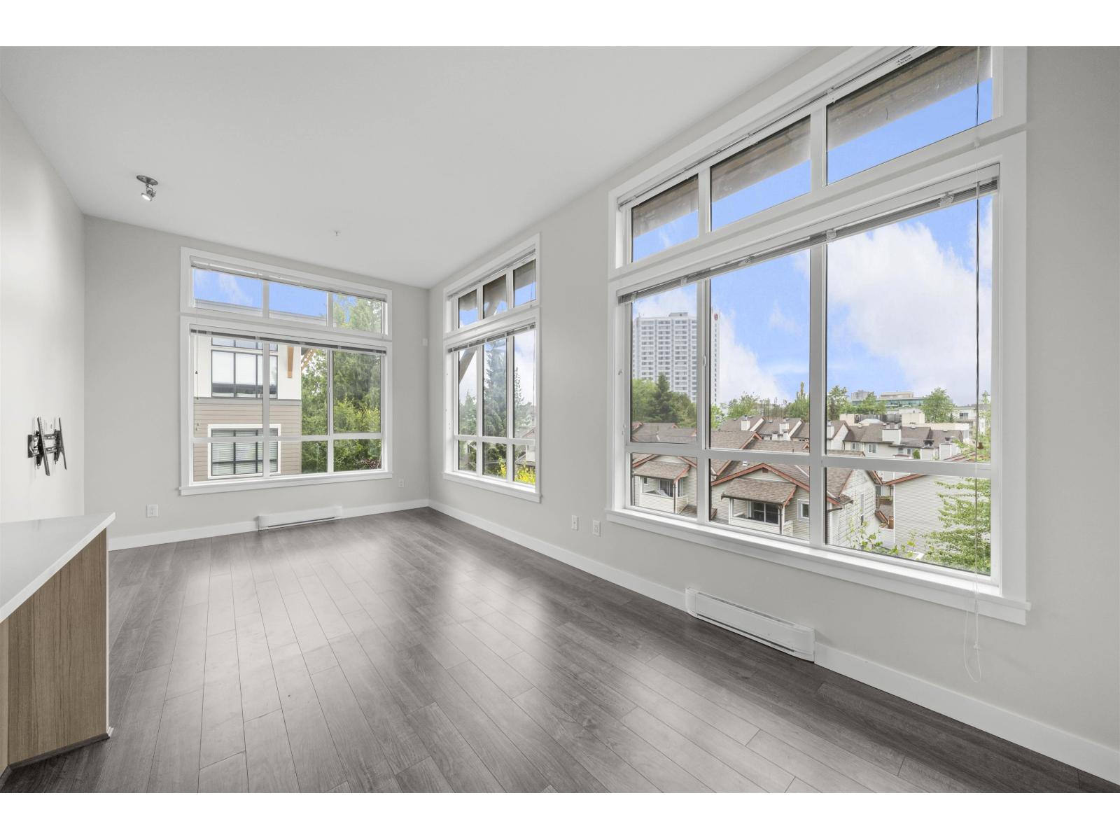 Photo 6 of 510 15388 105 Avenue, Surrey BC