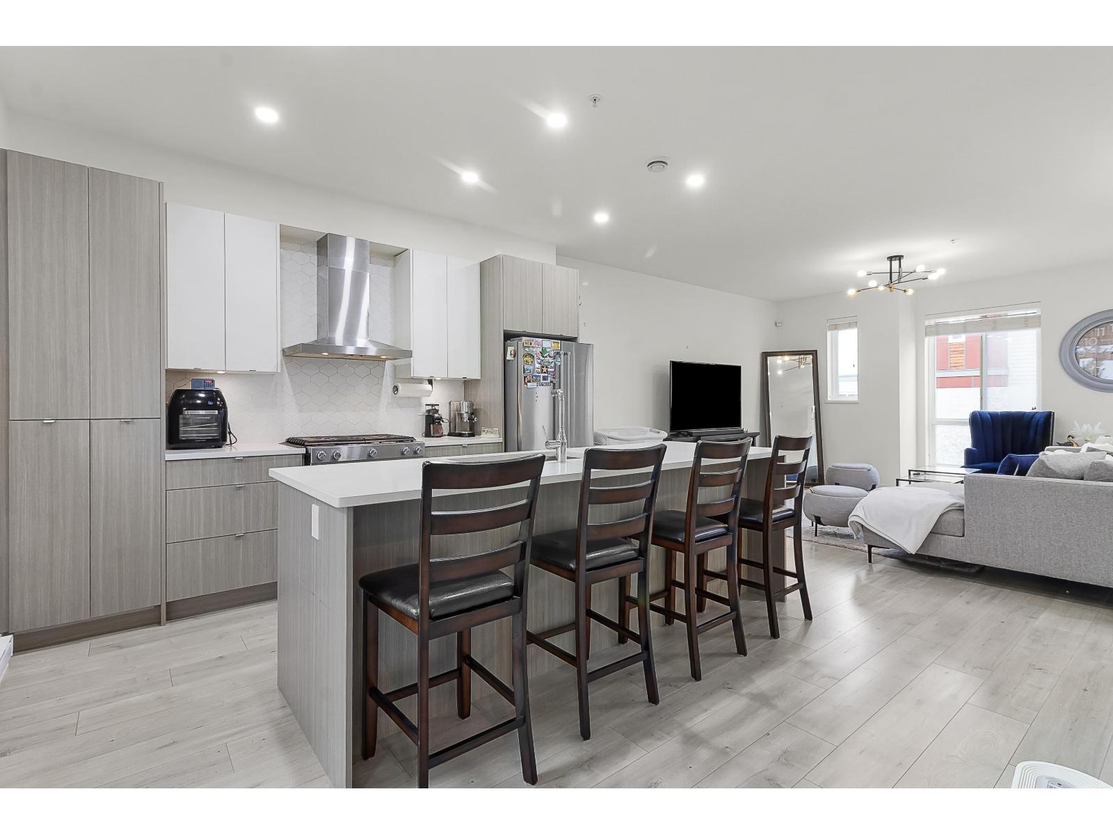 Photo 14 of 127 7947 209 Street, Langley BC