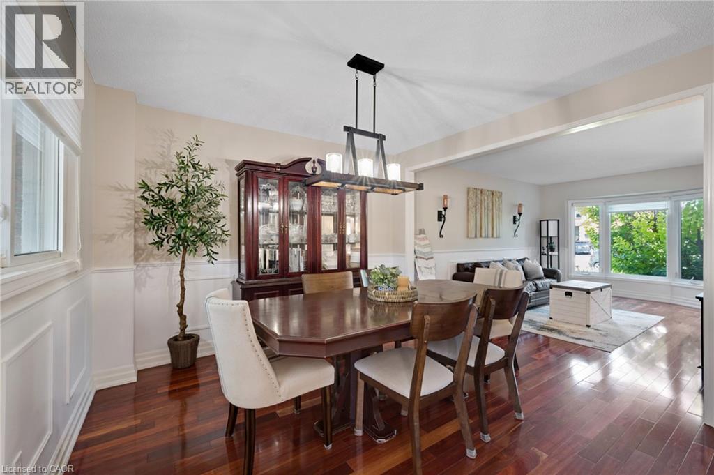 Photo 8 of 477 Burnett Avenue, Cambridge ON