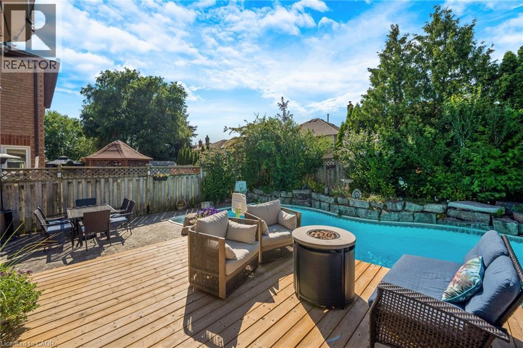 Photo 33 of 477 Burnett Avenue, Cambridge ON