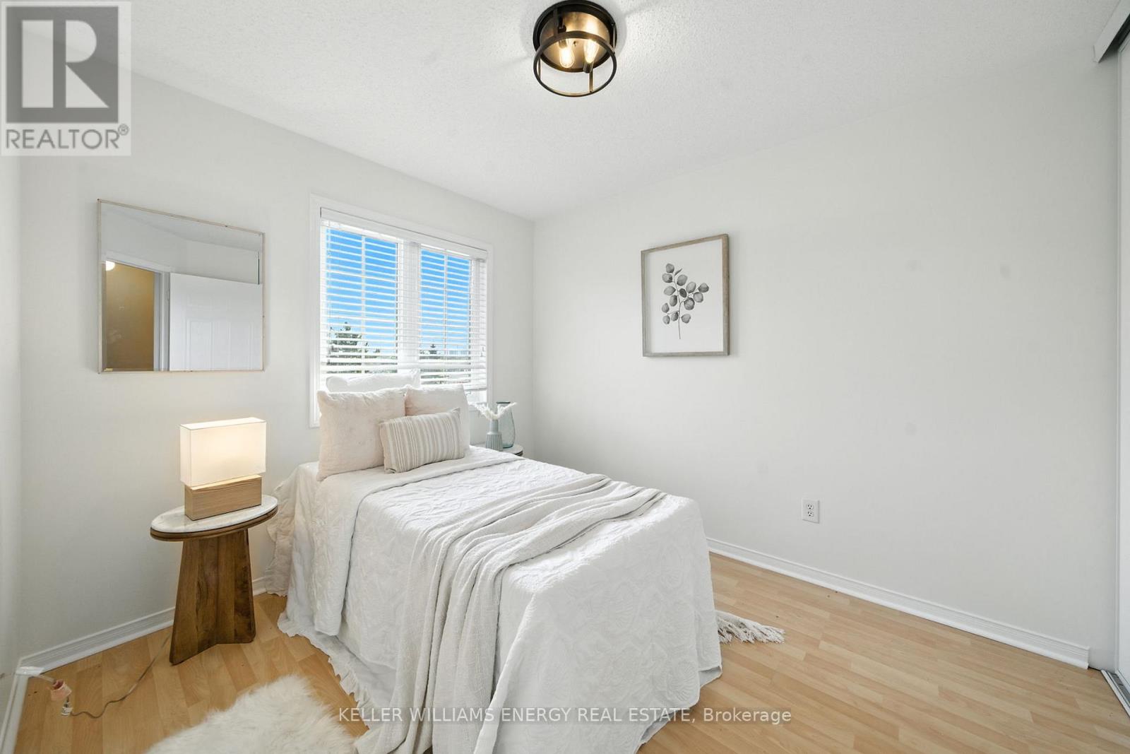 Photo 13 of 15 1790 Finch Avenue, Pickering ON