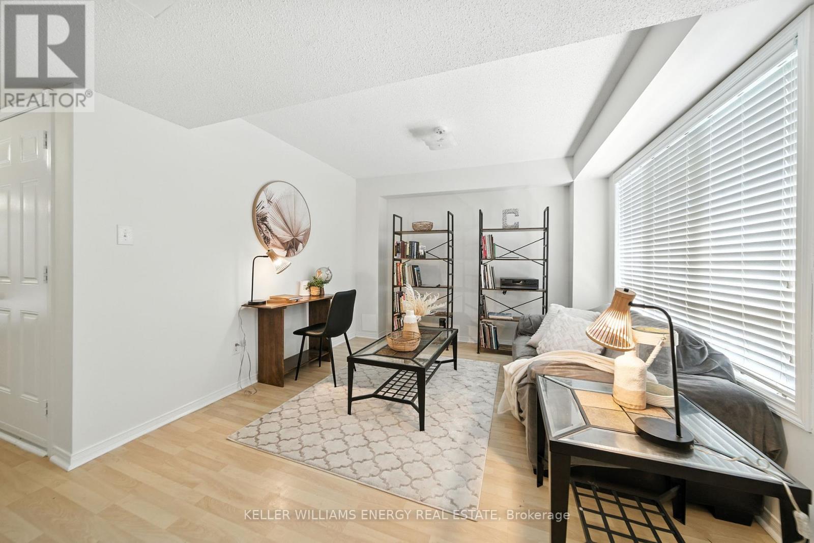 Photo 16 of 15 1790 Finch Avenue, Pickering ON