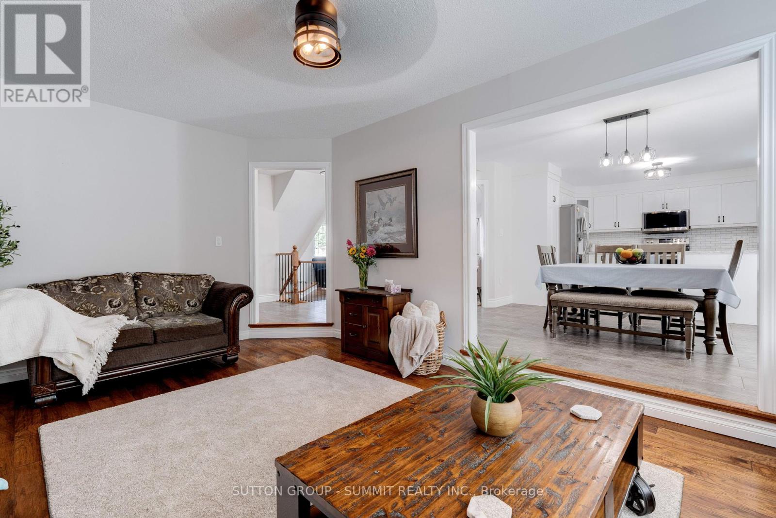 Photo 15 of 10 Scottswood Lane, Haldimand ON