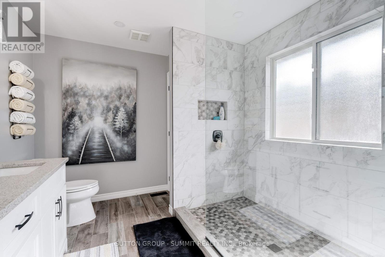Photo 21 of 10 Scottswood Lane, Haldimand ON