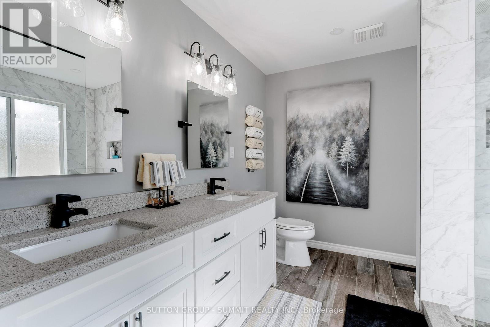 Photo 22 of 10 Scottswood Lane, Haldimand ON