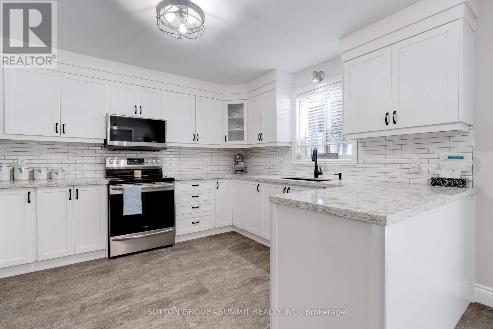 Photo 8 of 10 Scottswood Lane, Haldimand ON