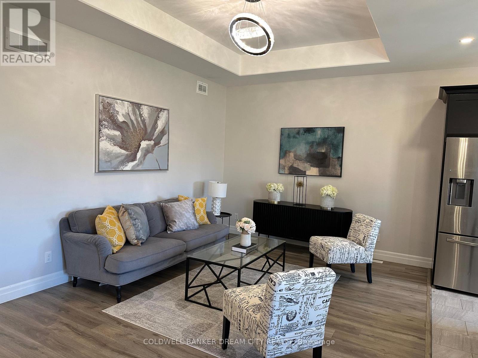 Photo 7 of 28 Matheos Crescent, Quinte West ON