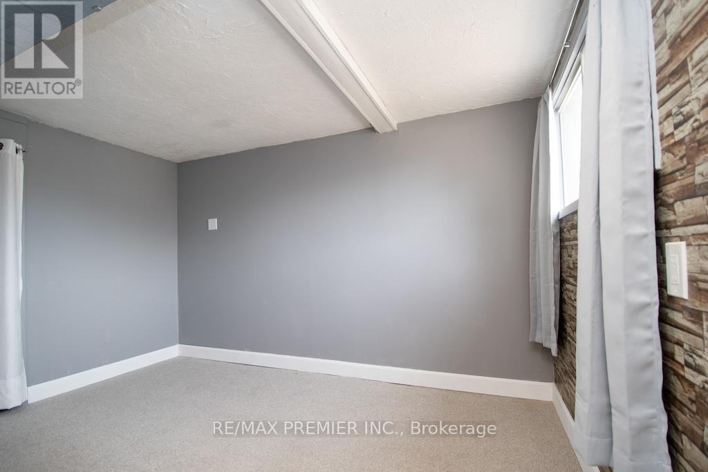 Photo 28 of 2704 Television Road, Dourodummer ON