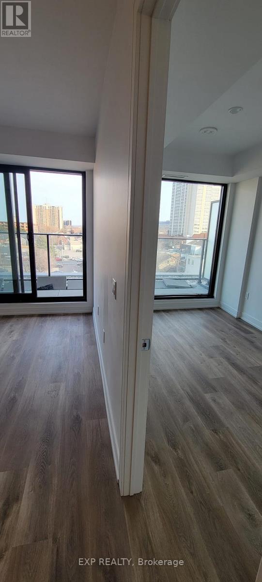 Photo 4 of 626 1 Jarvis Street, Hamilton ON
