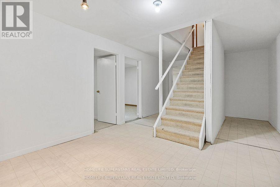 Photo 18 of 1565 Hastings Drive, London North ON
