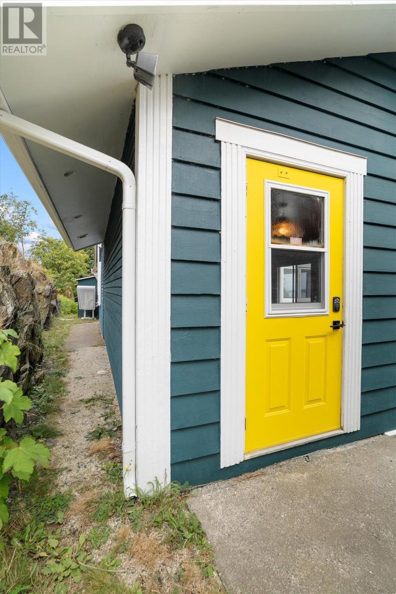 Photo 5 of 501 Water Street, Bay Roberts NL